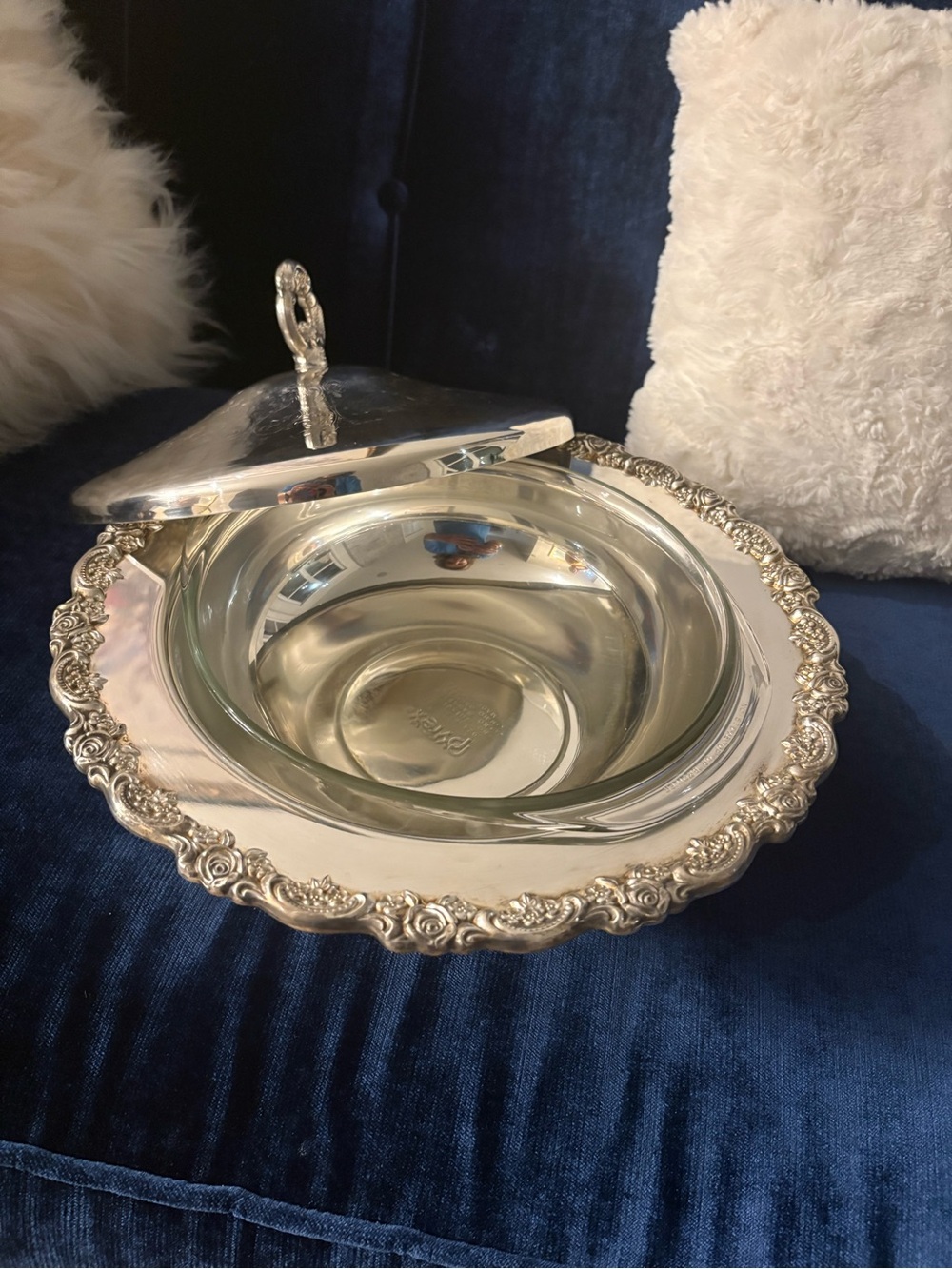 Oneida Silver-Tone Covered Serving Dish with Glass Insert. Brand new.